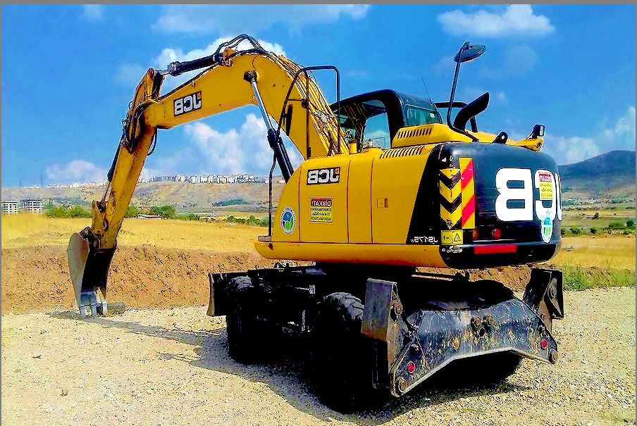 Услуги экскаватора полноповоротного в Краснодаре